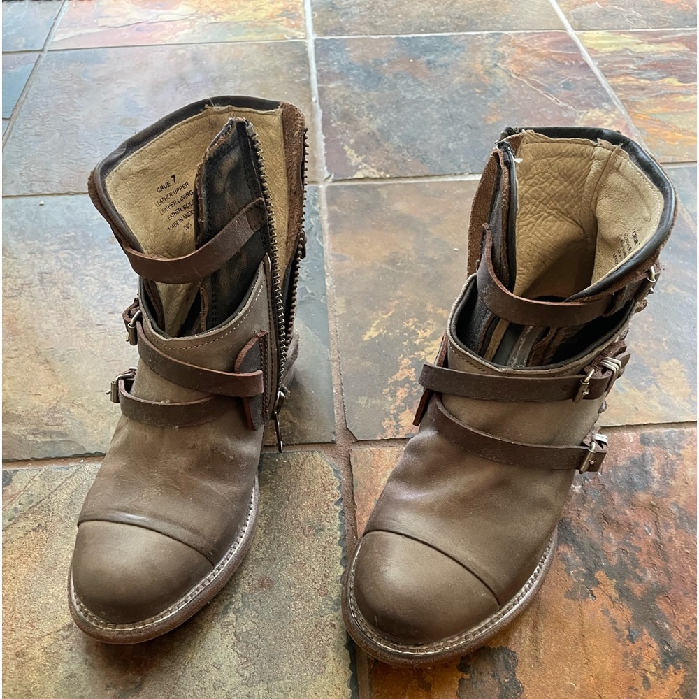 Never been worn Freebird Crue boots